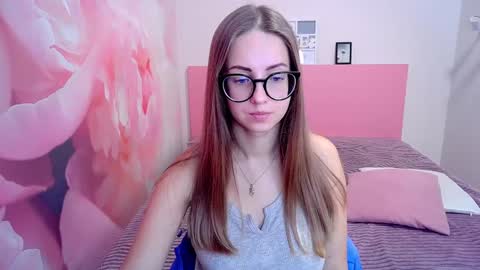 Kristina Adel online show from December 2, 7:47 am