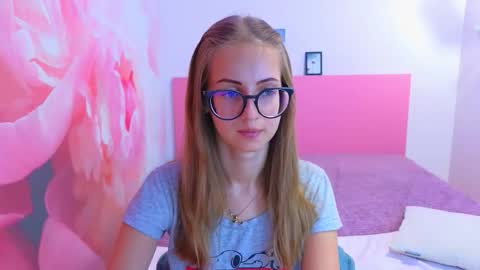 Kristina Adel online show from September 15, 6:46 am