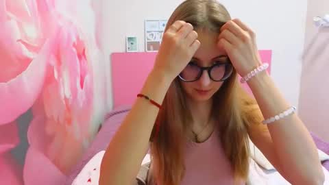 Kristina Adel online show from November 29, 8:17 am