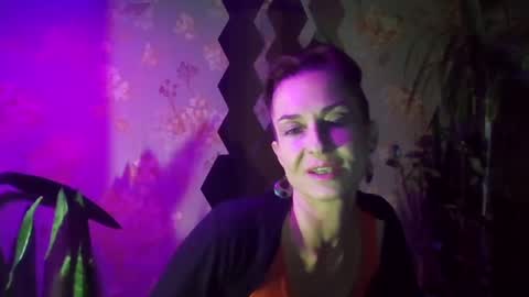 Snapshot of kristinagold44 chatting on January 2, 7:07 pm Kristina online show from January 2, 7:07 pm