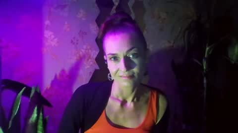 Snapshot of kristinagold44 chatting on January 11, 10:18 pm Kristina online show from January 11, 10:18 pm