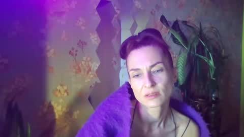 Snapshot of kristinagold44 chatting on February 9, 9:37 am Kristina online show from February 9, 9:37 am