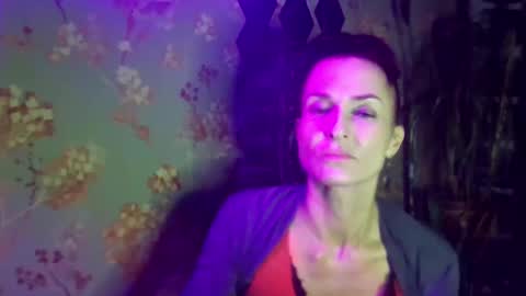 Snapshot of kristinagold44 chatting on March 1, 10:21 pm Kristina online show from March 1, 10:21 pm