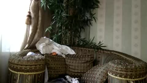 Snapshot of kristinalamour96 chatting on September 18, 8:05 am kristinalamour96 online show from September 18, 8:05 am