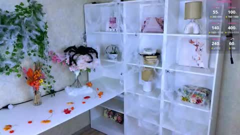 Snapshot of kristinemckerley chatting on October 19, 1:28 am Sofia online show from October 19, 1:28 am