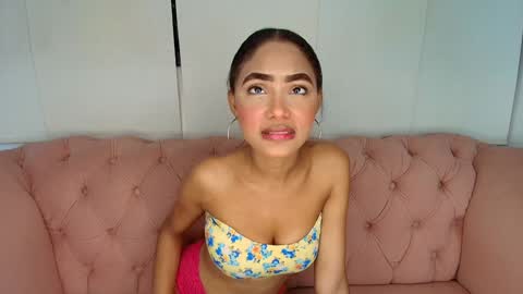 Cristina online show from February 2, 2:34 pm