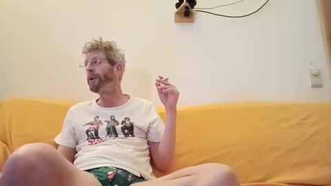 Snapshot of kristymat chatting on December 21, 2:19 am KristyMat online show from December 21, 2:19 am