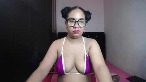 kristynsmith20 online show from September 15, 3:50 am