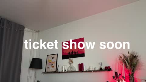 Snapshot of kristyspiritedaway chatting on January 1, 2:42 pm Kristy Nip slip shady Best model on CB online show from January 1, 2:42 pm