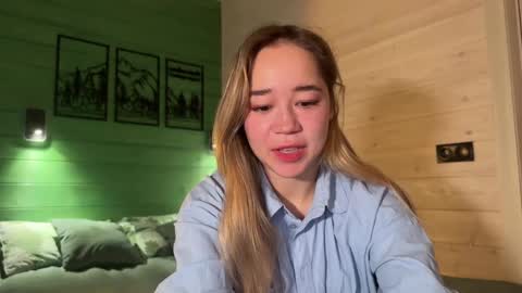 Snapshot of kristyspiritedaway chatting on February 24, 10:47 pm Kristy Nip slip shady Best model on CB online show from February 24, 10:47 pm