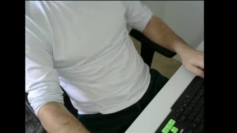 Snapshot of krocr_iras chatting on December 15, 4:59 pm Lucas Edu online show from December 15, 4:59 pm