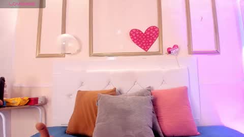 Kystal Taylor online show from March 9, 5:17 pm