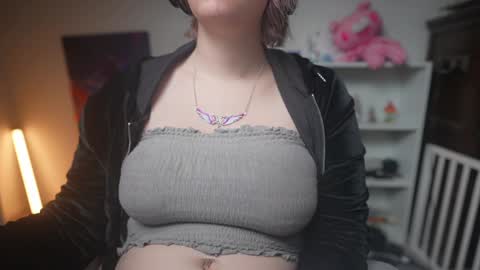 Snapshot of krystalsyxx chatting on February 1, 11:06 pm Krystal Syx online show from February 1, 11:06 pm