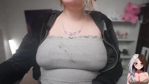 Snapshot of krystalsyxx chatting on September 28, 9:31 pm Krystal Syx online show from September 28, 9:31 pm