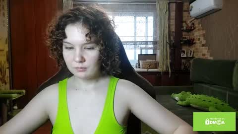 Anna online show from March 5, 9:44 pm