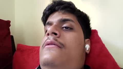 Snapshot of ks976sexy2 chatting on February 9, 9:47 am ks976sexy2 online show from February 9, 9:47 am