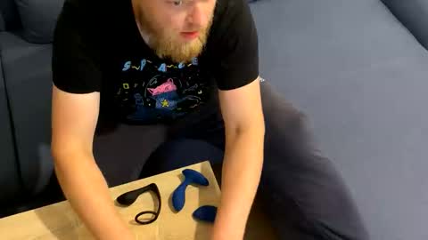 Snapshot of kubadelo chatting on September 24, 8:12 pm Tony online show from September 24, 8:12 pm