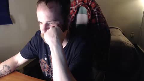 Snapshot of kuggy570 chatting on February 4, 8:28 pm Kuggy online show from February 4, 8:28 pm