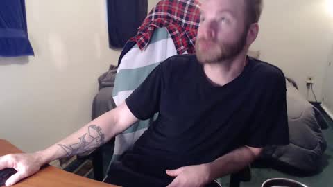 Snapshot of kuggy570 chatting on February 10, 1:22 pm Kuggy online show from February 10, 1:22 pm