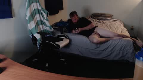 Snapshot of kuggy570 chatting on October 8, 11:35 pm Kuggy online show from October 8, 11:35 pm