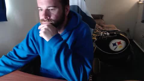 Snapshot of kuggy570 chatting on October 21, 12:39 pm Kuggy online show from October 21, 12:39 pm