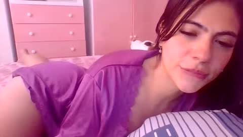 Snapshot of kuma_cam chatting on November 24, 5:45 pm KUMA -Tw SweetKuma online show from November 24, 5:45 pm