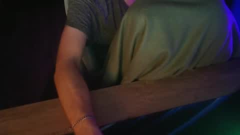 Snapshot of kuroyuki99 chatting on December 25, 11:31 pm Kuroyuki online show from December 25, 11:31 pm