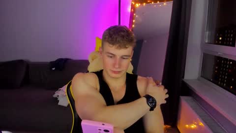 kurt_hanssen online show from November 20, 4:29 pm