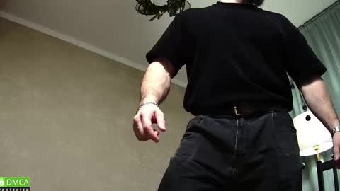 Snapshot of kurt_stone1 chatting on December 17, 7:42 pm kurt_stone1 online show from December 17, 7:42 pm