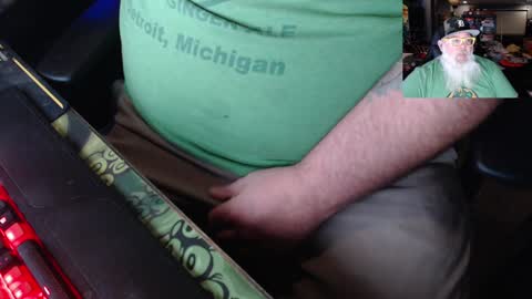 Snapshot of kustom77 chatting on December 24, 4:19 pm Vlad Voivode of Wallachia online show from December 24, 4:19 pm