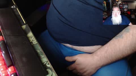 Snapshot of kustom77 chatting on January 19, 3:50 am Vlad Voivode of Wallachia online show from January 19, 3:50 am