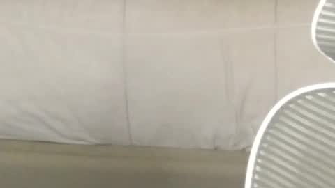 Snapshot of kxaxmichelle chatting on November 24, 9:36 pm Kick online show from November 24, 9:36 pm