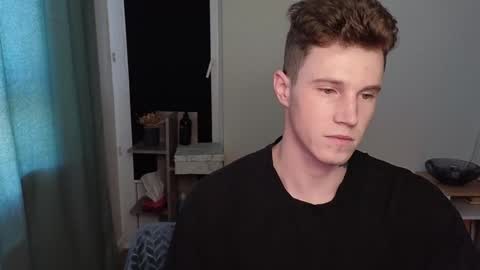 Snapshot of kyle_4u chatting on December 7, 6:54 am Kyle online show from December 7, 6:54 am