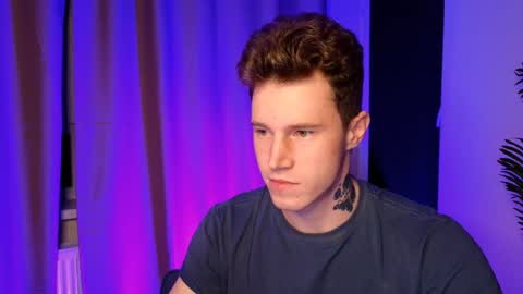 Snapshot of kyle_4u chatting on December 27, 4:10 pm Kyle online show from December 27, 4:10 pm