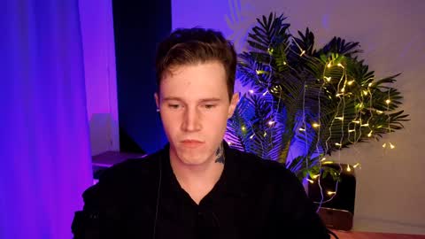 Snapshot of kyle_4u chatting on December 31, 6:24 pm Kyle online show from December 31, 6:24 pm