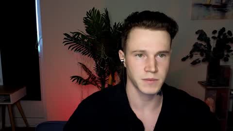 Snapshot of kyle_4u chatting on February 2, 8:57 am Kyle online show from February 2, 8:57 am