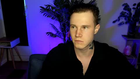 Snapshot of kyle_4u chatting on February 4, 5:53 am Kyle online show from February 4, 5:53 am