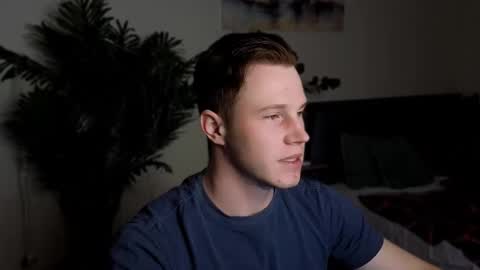 Snapshot of kyle_4u chatting on February 15, 6:44 am Kyle online show from February 15, 6:44 am