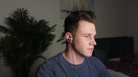 Snapshot of kyle_4u chatting on February 15, 3:39 pm Kyle online show from February 15, 3:39 pm