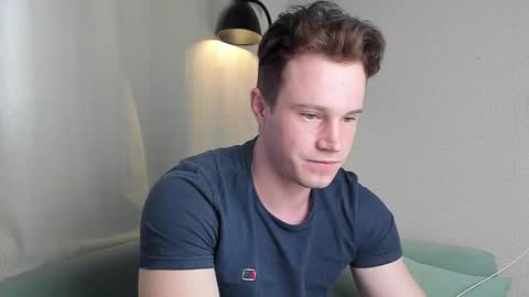 Snapshot of kyle_4u chatting on February 26, 6:04 am Kyle online show from February 26, 6:04 am