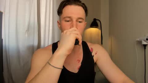 Snapshot of kyle_4u chatting on March 4, 6:04 am Kyle online show from March 4, 6:04 am