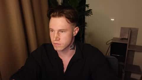 Snapshot of kyle_4u chatting on March 5, 2:56 pm Kyle online show from March 5, 2:56 pm