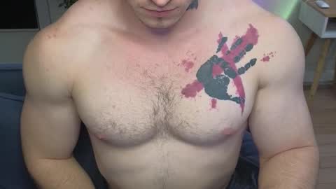 Snapshot of kyle_4u chatting on October 4, 6:11 am Kyle online show from October 4, 6:11 am