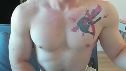 Snapshot of kyle_4u chatting on November 3, 7:31 am Kyle online show from November 3, 7:31 am