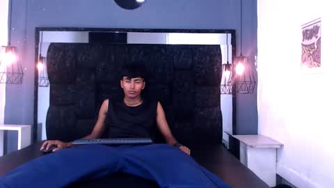 Snapshot of kyle_dimons chatting on March 3, 11:27 am Kyle Dimons online show from March 3, 11:27 am