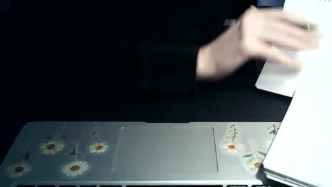 Snapshot of kyleesilkk chatting on October 7, 12:46 pm KyleeSilkk online show from October 7, 12:46 pm