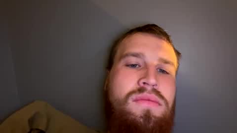 kylelovepussy69 online show from December 3, 9:18 am