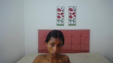 Snapshot of kylie_hot34 chatting on December 29, 3:54 am kylie_hot34 online show from December 29, 3:54 am