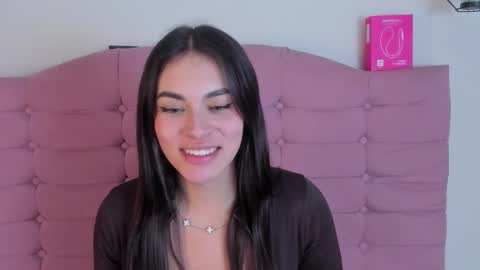 Snapshot of kylie_ls chatting on November 22, 3:27 am kylie_ls online show from November 22, 3:27 am