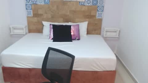 Melissa online show from December 14, 10:42 am